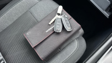 Nissan Qashqai 1.3 DiG-T MH 158 N-Connecta 5dr Xtronic Petrol Hatchback